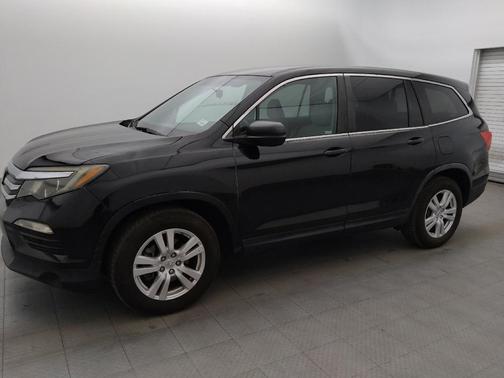 Crystal Black Pearl 2018 Honda Pilot LX