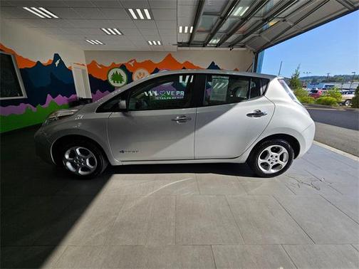 2015 Nissan Leaf SV