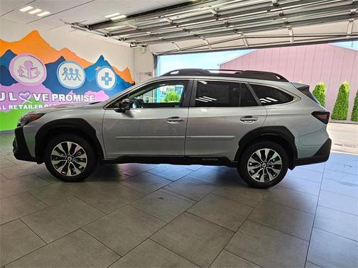 2025 Subaru Outback Limited XT
