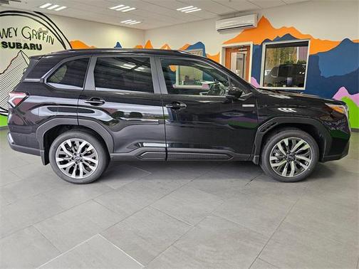 2025 Subaru Forester Hybrid Touring