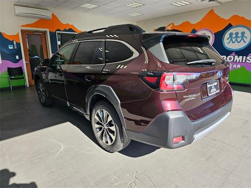 2025 Subaru Outback Limited XT