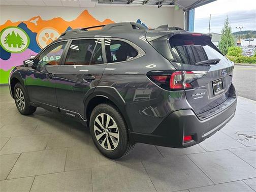 2025 Subaru Outback Premium