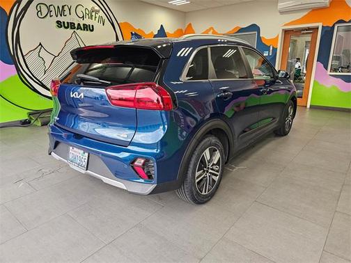 2022 Kia Niro LXS