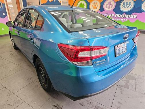 2017 Subaru Impreza 2.0i