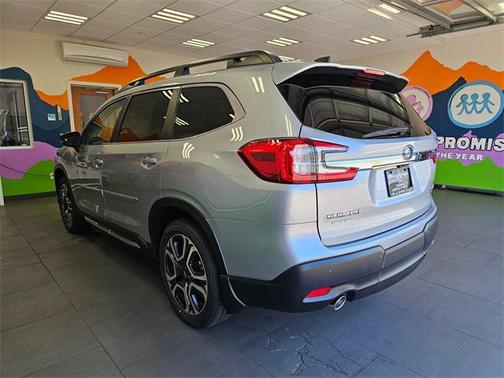 2025 Subaru Ascent Limited 8-Passenger