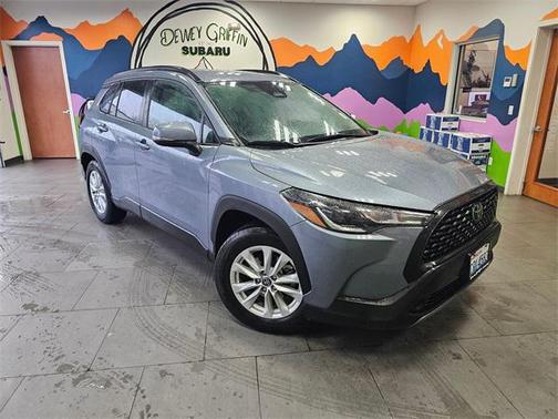 2023 Toyota Corolla Cross LE