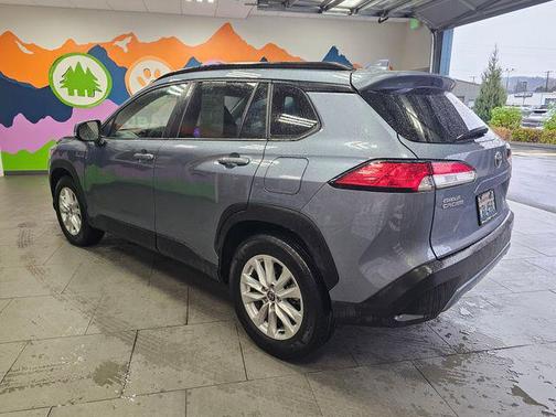 2023 Toyota Corolla Cross LE