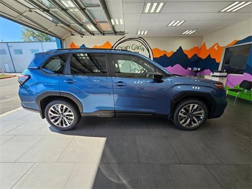 2025 Subaru Forester Touring