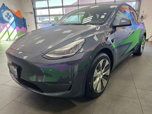 2021 Tesla Model Y Long Range Dual Motor All-Wheel Drive