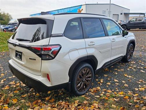 2025 Subaru Forester Hybrid Sport