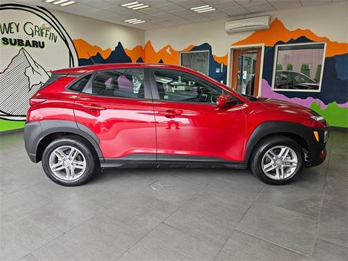 2021 Hyundai KONA SE
