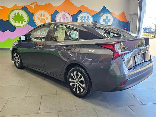 2020 Toyota Prius LE