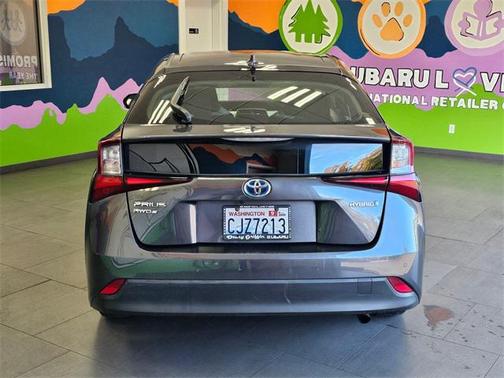 2020 Toyota Prius LE