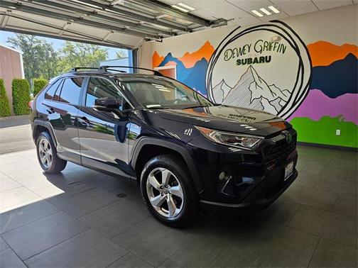 2021 Toyota RAV4 Hybrid XLE Premium