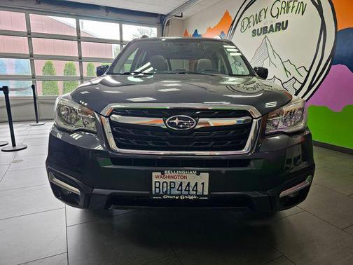Dark Gray Metallic 2018 Subaru Forester 2.5i Premium