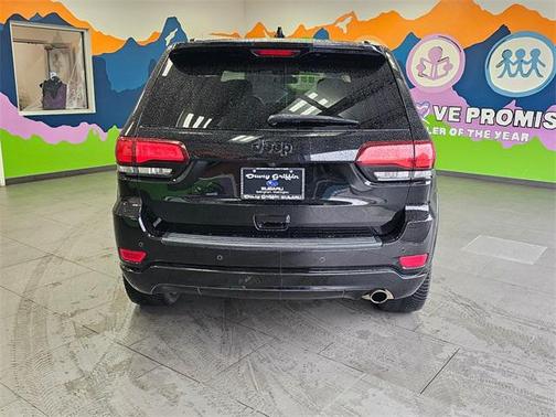 2021 Jeep Grand Cherokee Laredo