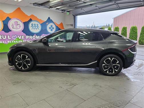 2022 Kia EV6 Wind