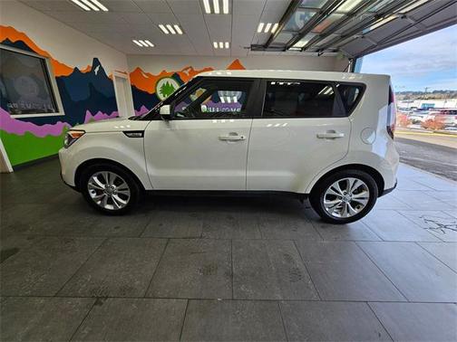 2016 Kia Soul +