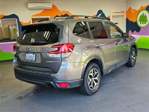 2020 Subaru Forester Premium