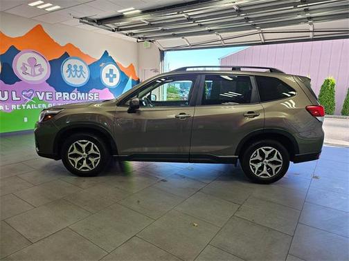 2020 Subaru Forester Premium