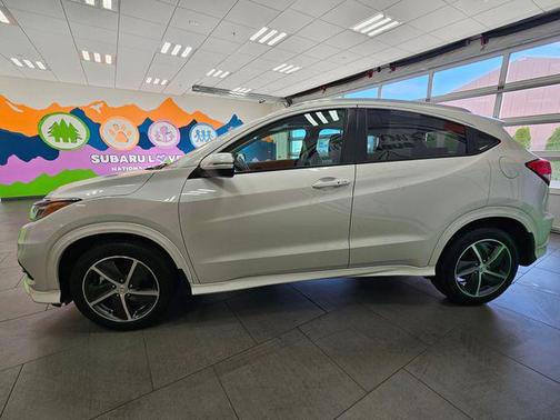 2020 Honda HR-V AWD Touring