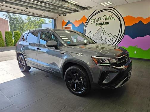 2022 Volkswagen Taos 1.5T SE