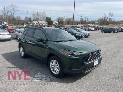 2024 Toyota Corolla Cross LE
