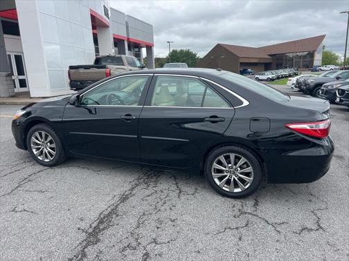 2017 Toyota Camry XLE