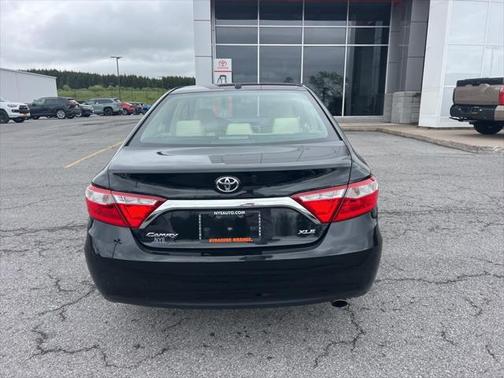 2017 Toyota Camry XLE