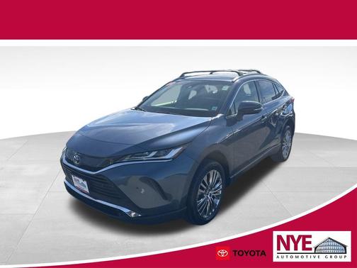 2022 Toyota Venza XLE