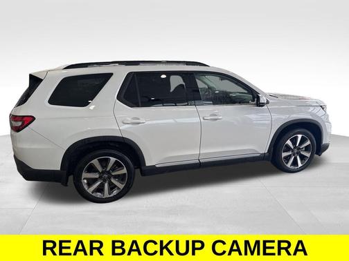 2023 Honda Pilot AWD Elite