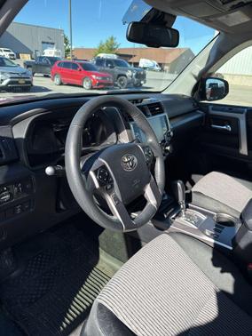 2023 Toyota 4Runner SR5