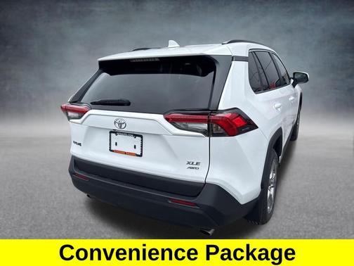 Ice Cap 2023 Toyota RAV4 XLE