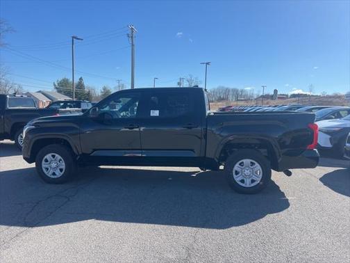 2025 Toyota Tundra SR