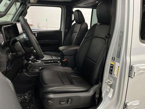 2024 Jeep Wrangler 4xe High Altitude