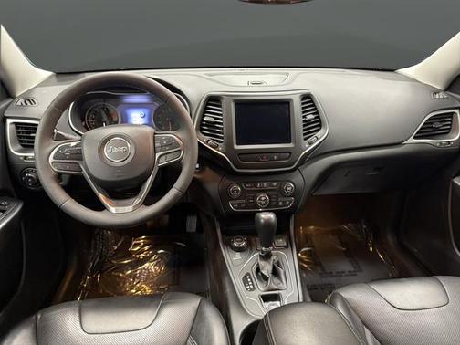 2022 Jeep Cherokee Latitude Lux