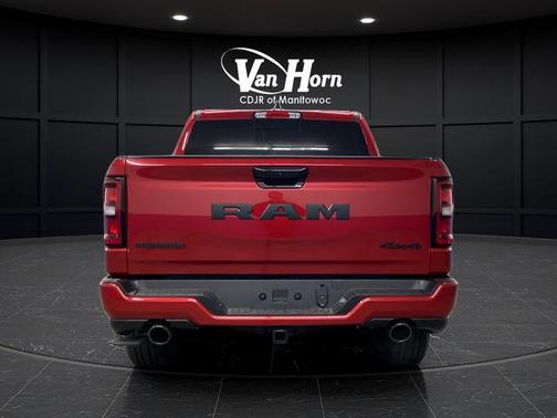 Molten Red Pearlcoat 2026 RAM 1500 Big Horn/Lone Star