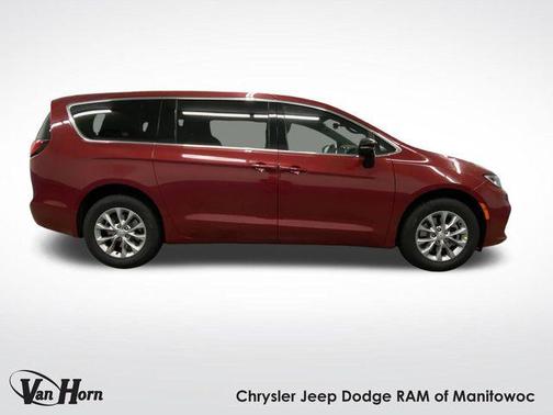 2025 Chrysler Pacifica L