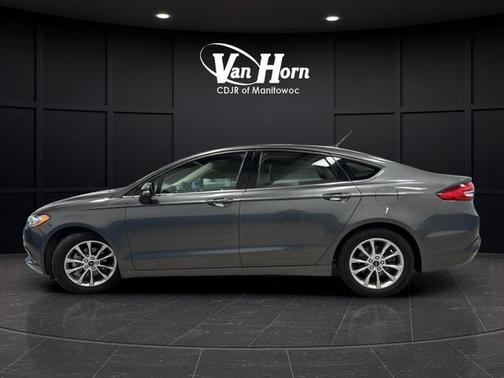 Magnetic 2017 Ford Fusion SE