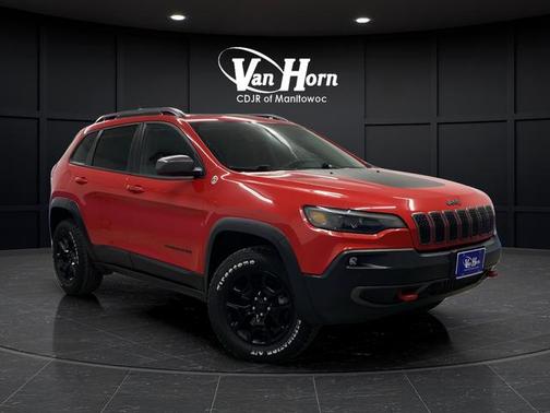 Firecracker Red Clearcoat 2019 Jeep Cherokee Trailhawk Elite