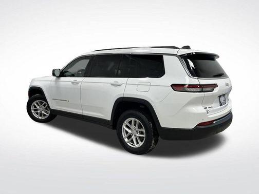 2022 Jeep Grand Cherokee L Laredo