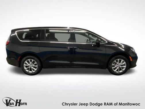 2025 Chrysler Pacifica L