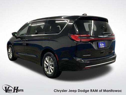 2025 Chrysler Pacifica L