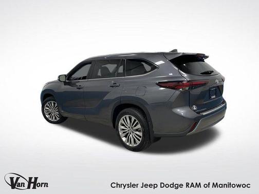 2024 Toyota Highlander Hybrid Platinum