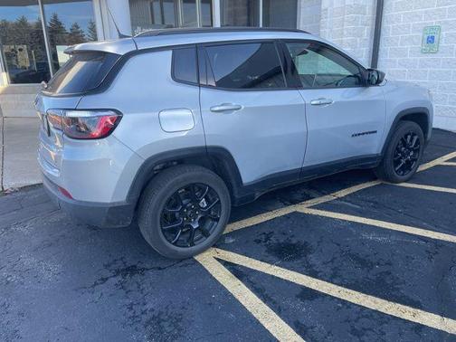 2025 Jeep Compass Latitude