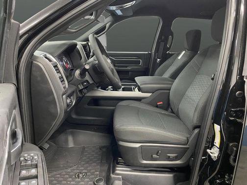 2025 RAM 2500 Big Horn Crew Cab 4x4 6'4' Box