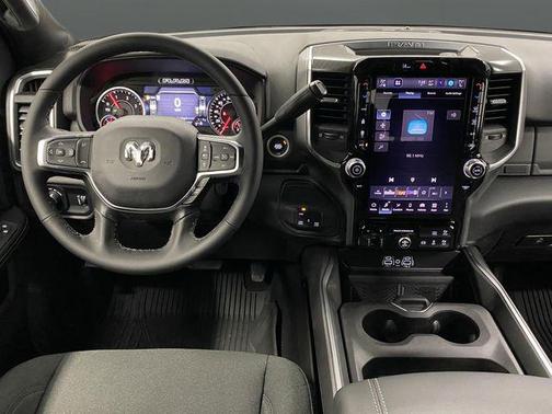 2025 RAM 2500 Big Horn Crew Cab 4x4 6'4' Box