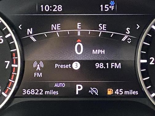 2023 Nissan Pathfinder SL 4WD