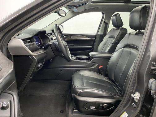 2022 Jeep Grand Cherokee Limited X