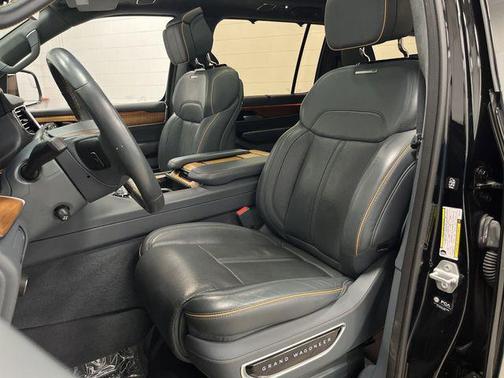 2023 Jeep Grand Wagoneer L Series II 4x4
